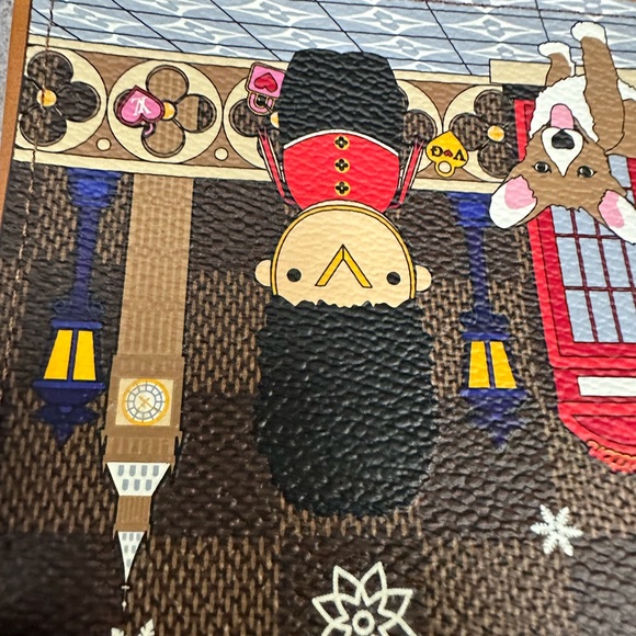 Tracking number - Picture 5 of 16